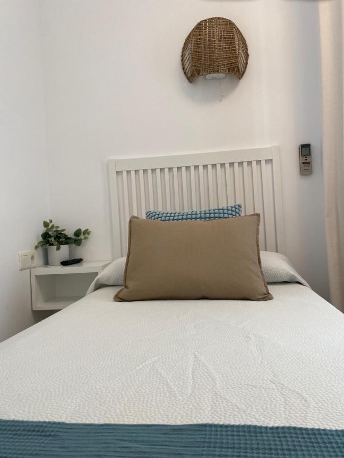 Hostal Andalucia Nerja Kültér fotó
