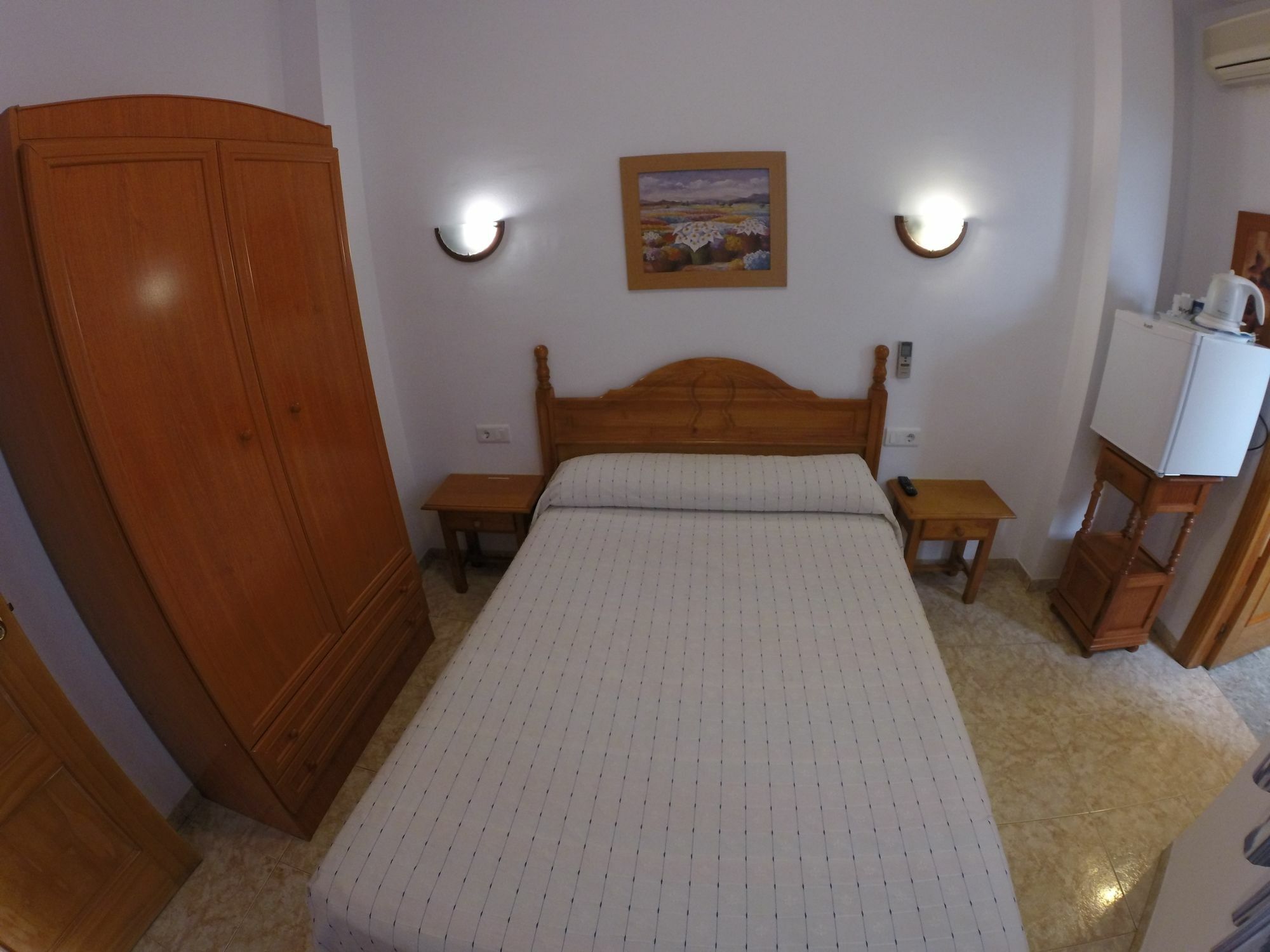 Hostal Andalucia Nerja Kültér fotó